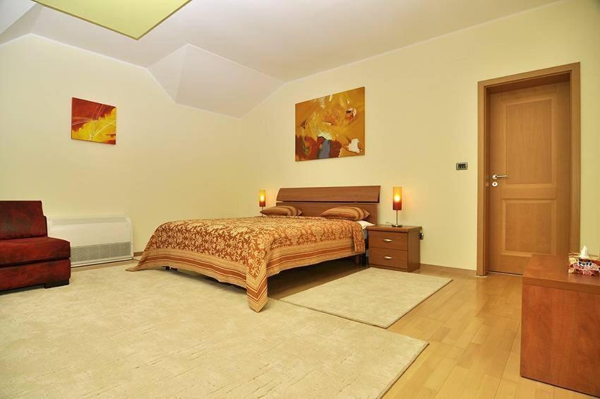 Villa Vitoria Giroc Zimmer foto