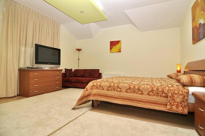 Villa Vitoria Giroc Zimmer foto